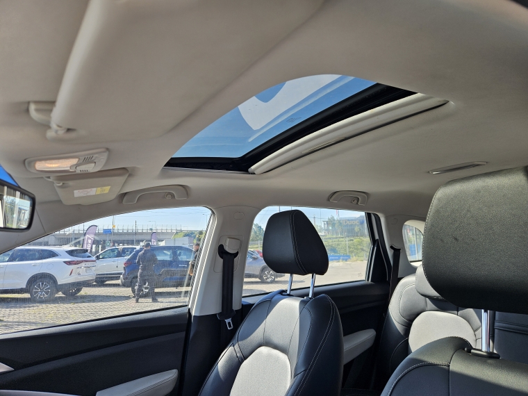 Chevrolet Captiva — foto 19 de 24
