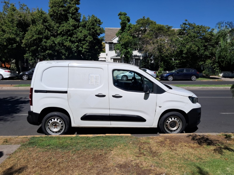 Peugeot Partner Hdi 92hp 1.6 2022  Usado en GT Autos