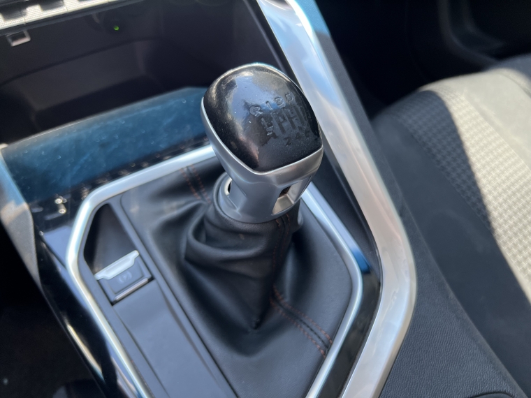 Peugeot 3008 Active Blue Hdi 2019  Usado en RSD Automotriz