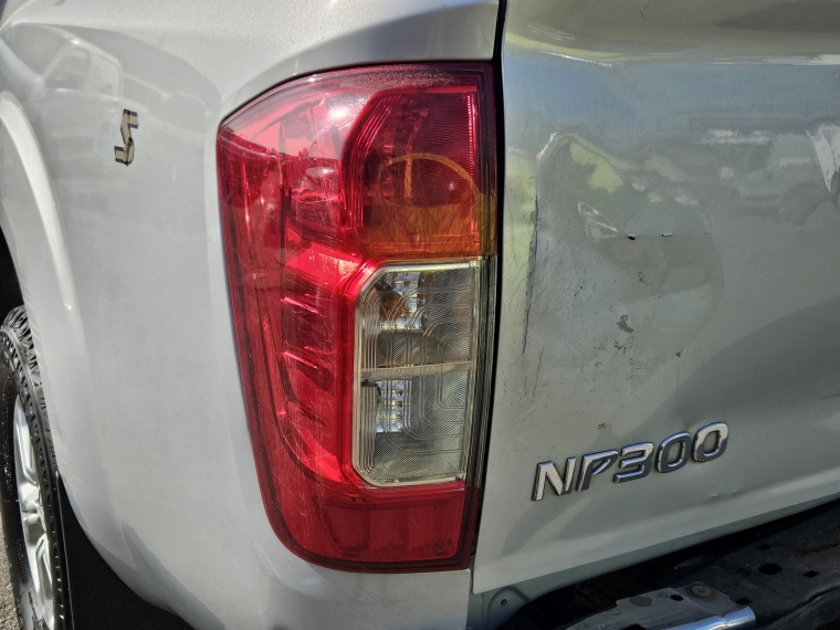 Nissan Np300 Dcab Xe 2.3 2018 Usado  Usado en Autoselect Usados