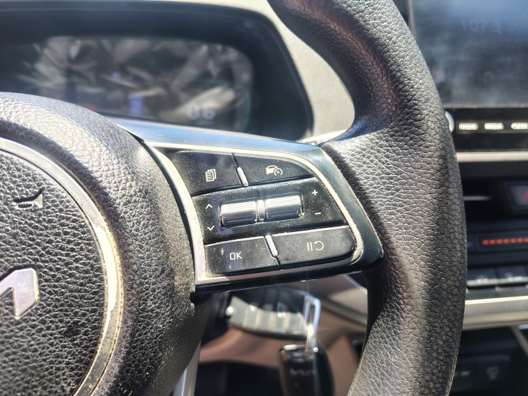 Kia Carens Carens Ex 1.4 Aut 2024 Usado en Rosselot Usados