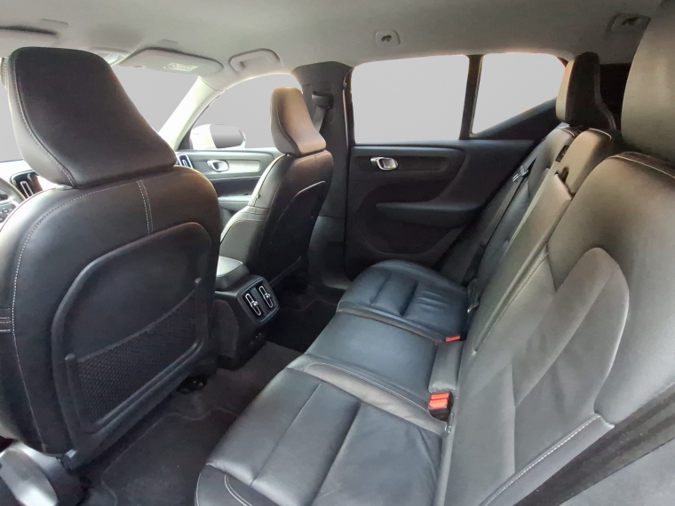 Volvo Xc40 B4 Plus 2.0 Aut 2024 Usado Usado en Webautos.cl Volvo Xc40 B4 Plus 2.0 Aut 2024 Usado Usado en Webautos.cl