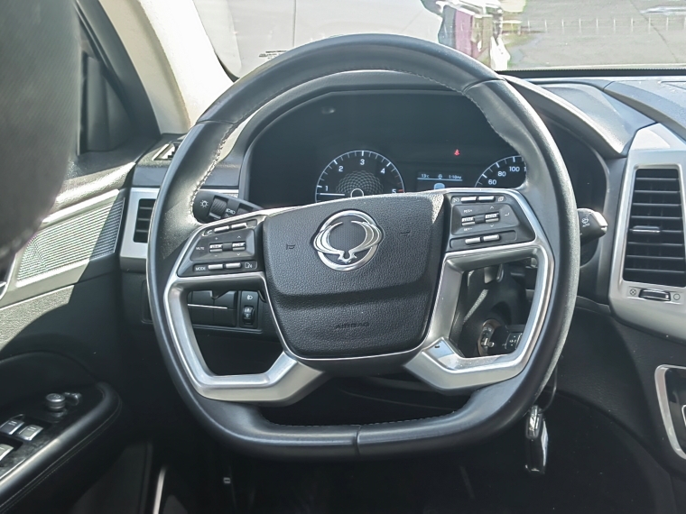 Ssangyong Rexton New Rexton 2.2 Mt 4x2 - Yrx301 Euro Vi 2023 Usado en Rosselot Usados