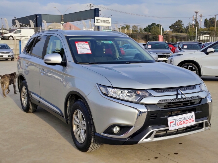 Mitsubishi Outlander Outlander 2.0 2021 Usado en Rosselot Usados