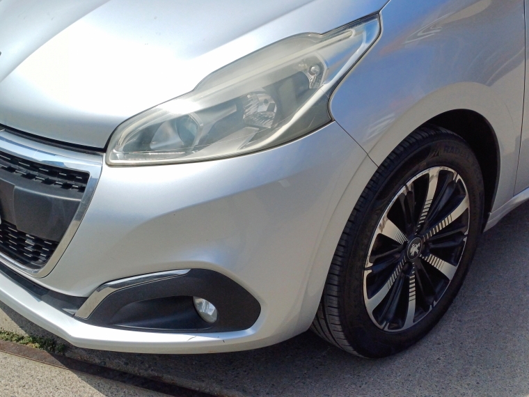 Peugeot 208 208 Blue Hdi 100 4x2 1.5 2019 Usado en Rosselot Usados