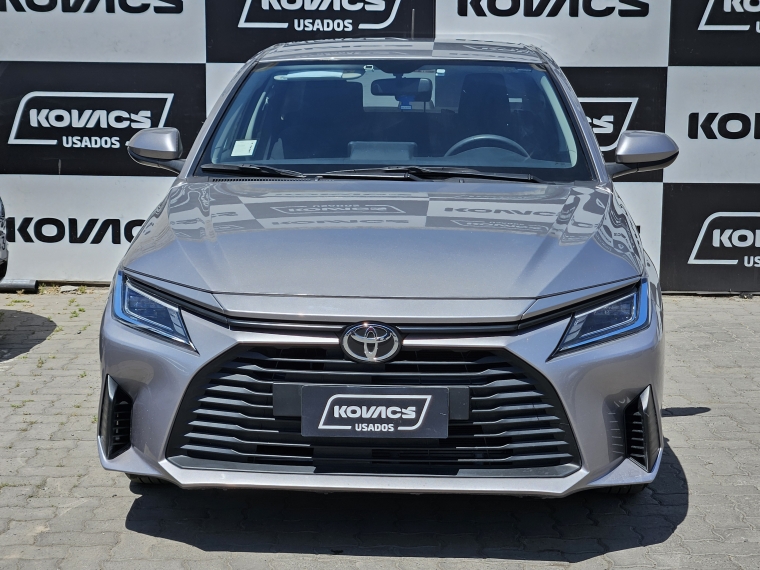 Toyota Yaris 1.5 E Sedan Mt 2023 Usado  Usado en Kovacs Usados