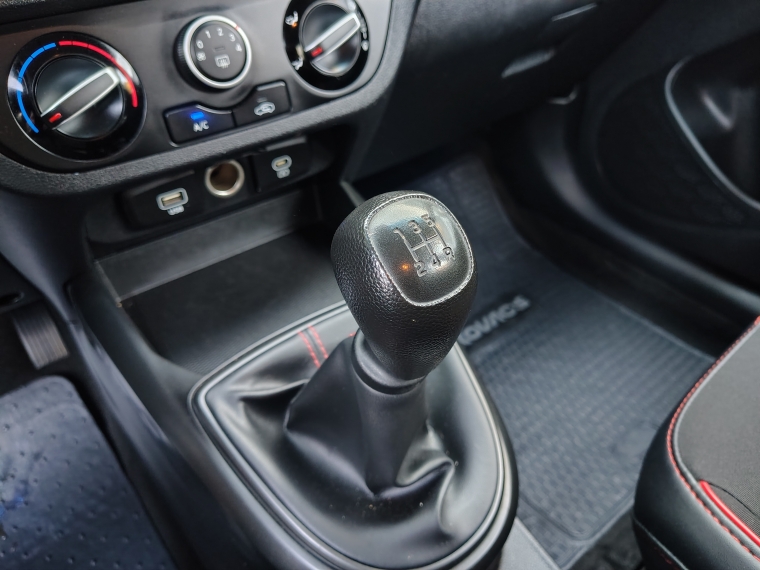 Hyundai Grand i10 1.2  Ai3  Hb  Plus  Mt 2024 Usado  Usado en Kovacs Usados