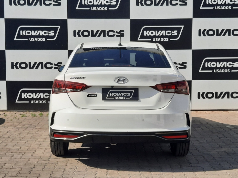 Hyundai Accent Accent Hci 1.4 2023 Usado  Usado en Kovacs Usados