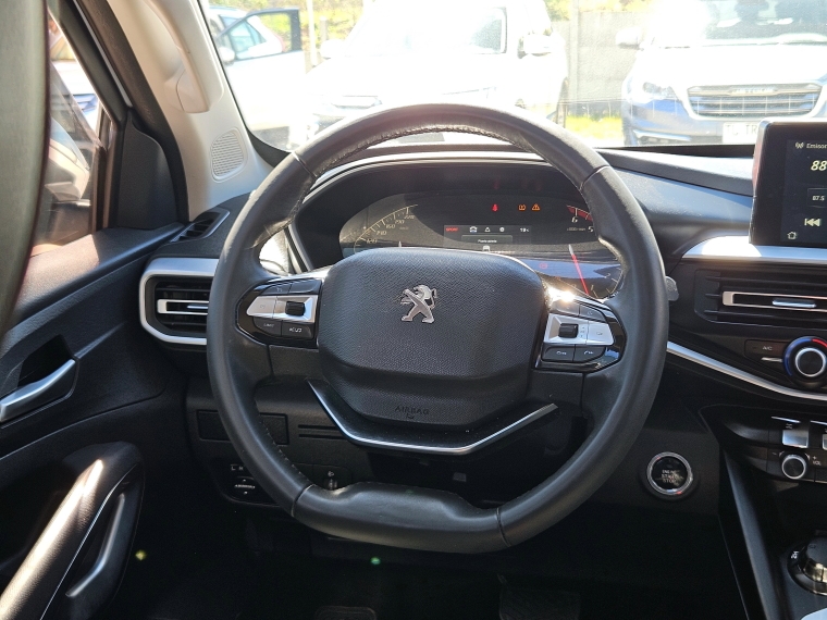 Peugeot Landtrek — foto 11 de 19