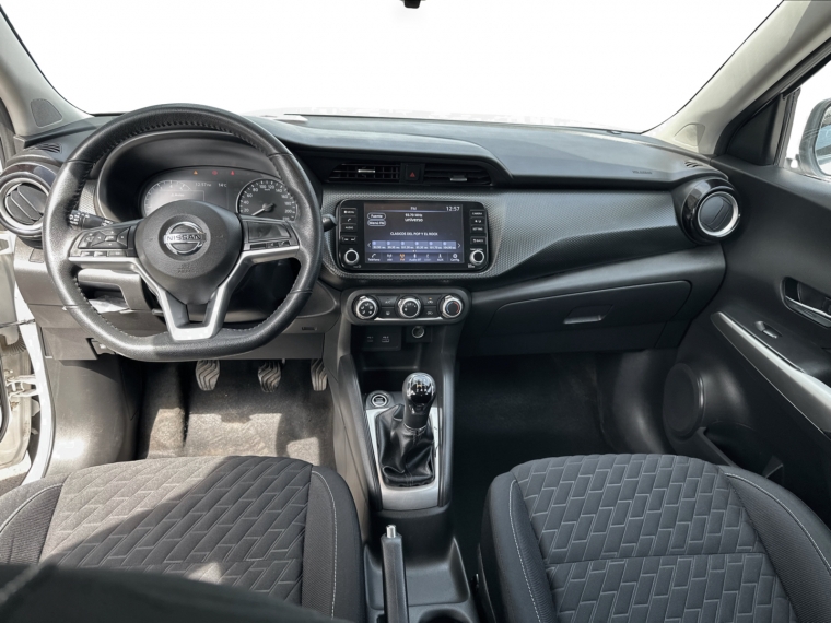 Nissan Kicks  1.6 Advance Mt 2021 Usado  Usado en Pompeyo