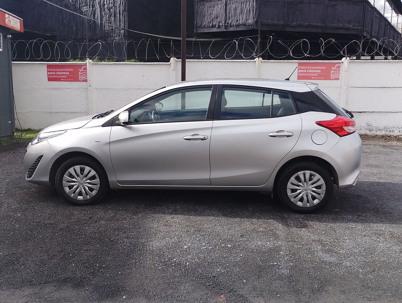 Toyota Yaris Yaris Sport Gle 1.5 2018 Usado  Usado en Webautos.cl
