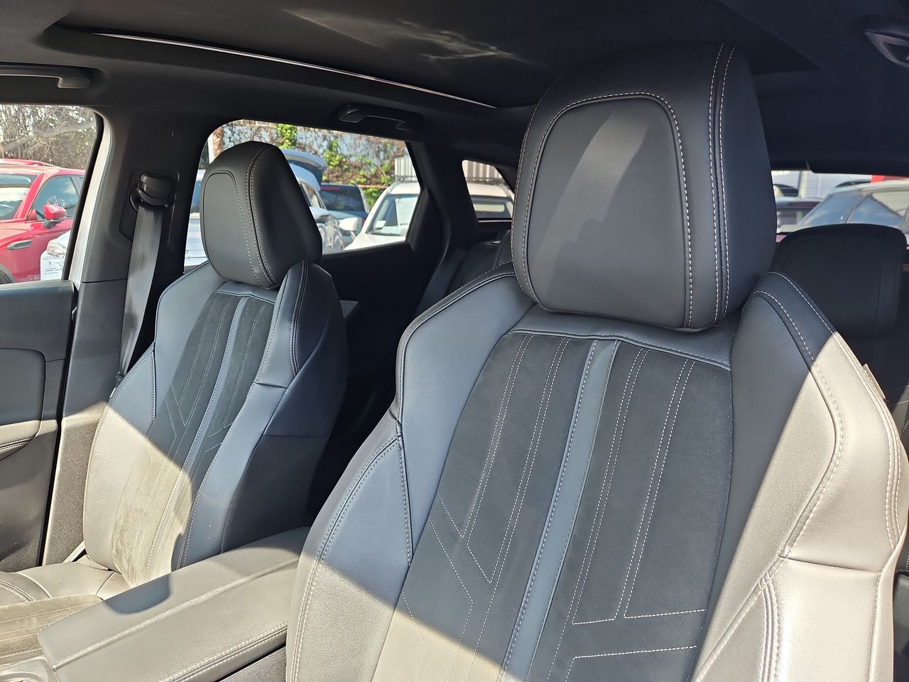 Peugeot 3008 3008 Blue Hdi 130 Eat8 1.5 Aut. 2024 Usado en Usados de Primera - Sergio Escobar