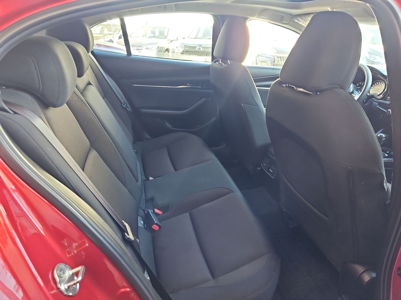 Mazda 3 3 Sedan 2.0 Aut 2023 Usado en Usados de Primera - Sergio Escobar