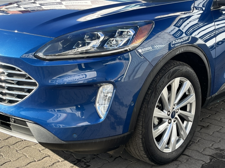 Ford Escape 2.5 Titanium Hev At 4x4 Hibrido 2023 Usado  Usado en Kovacs Usados