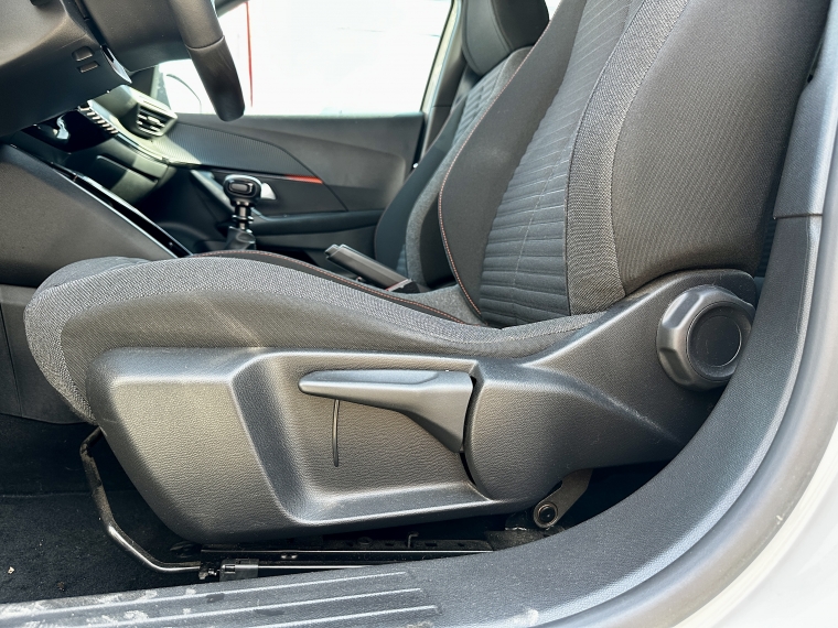 Peugeot 2008 2008 Puretech 130 4x2 1.2 2023 Usado en Rosselot Usados