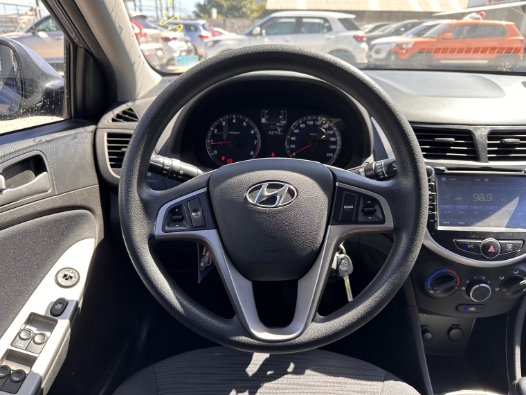Hyundai Accent Accent 1.4 Mt 2 Air Bag Ac 2017 Usado en Rosselot Usados Hyundai Accent Accent 1.4 Mt 2 Air Bag Ac 2017 Usado en Rosselot Usados