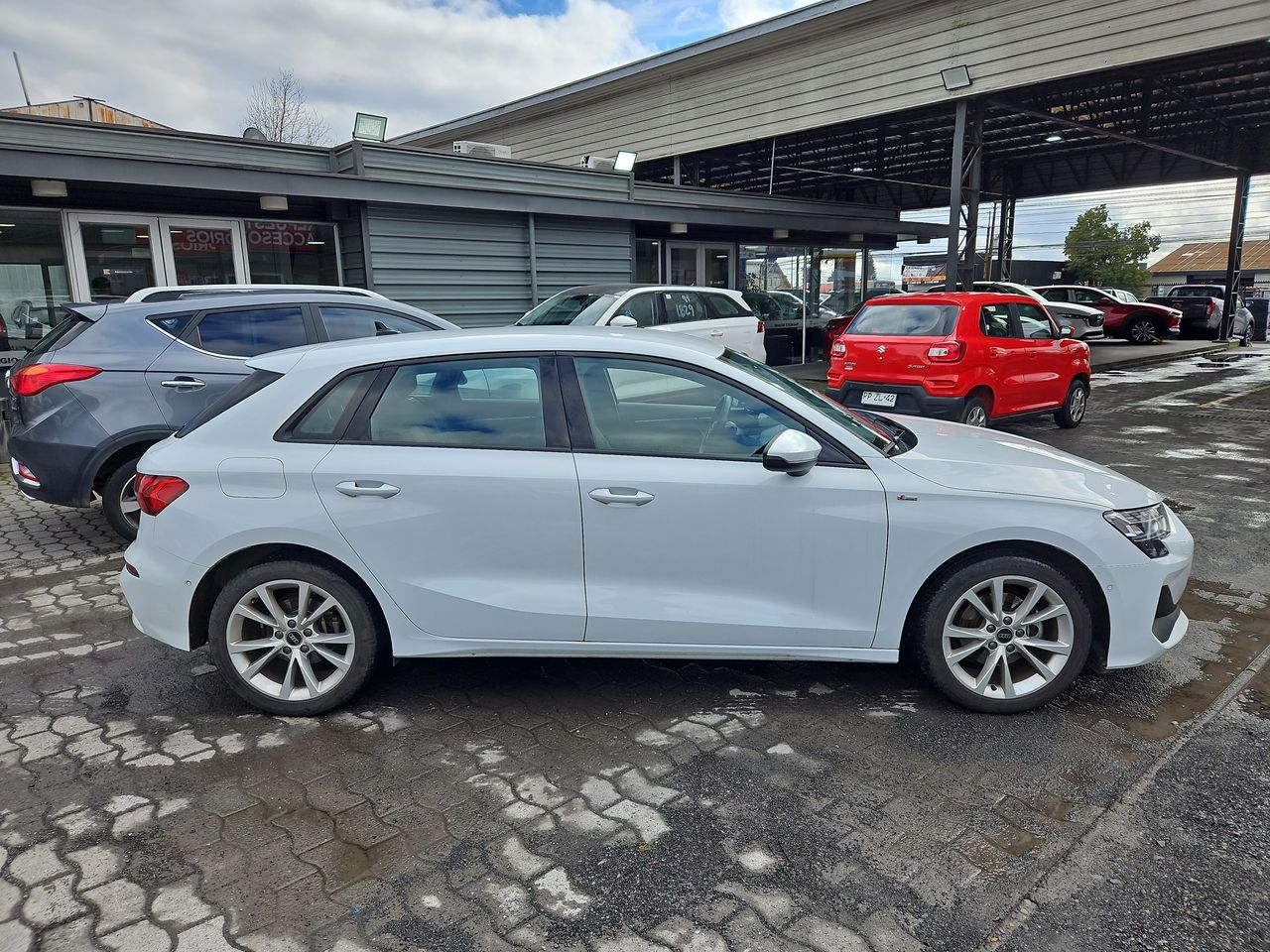 Audi A3 A3 Sportback 35 Tfsi 1.4 Aut 2025 Usado Usado en Webautos.cl Audi A3 A3 Sportback 35 Tfsi 1.4 Aut 2025 Usado Usado en Webautos.cl