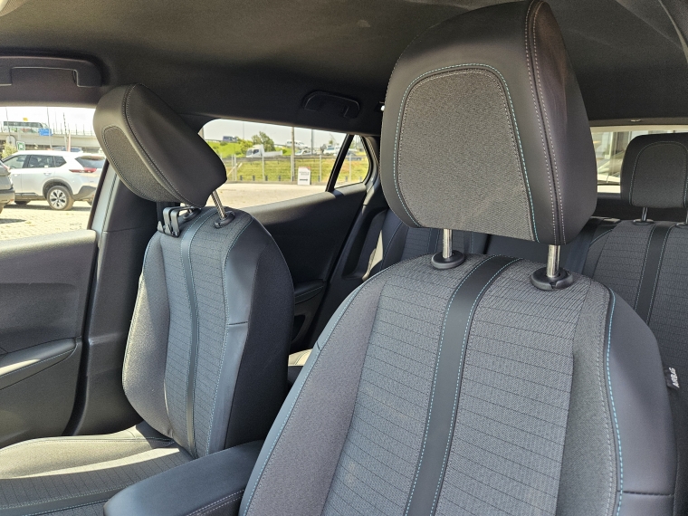 Peugeot 2008 Allure Pack Bluehdi 130 At Diesel 1.5 2023 Usado  Usado en Kovacs Usados