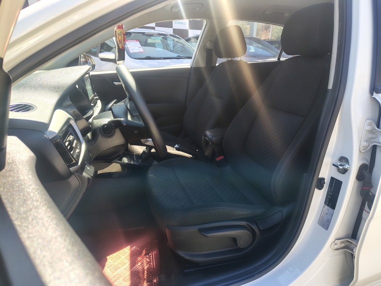 Kia Rio 5 Rio 5 6mt 1.4 2022 Usado en Rosselot Usados