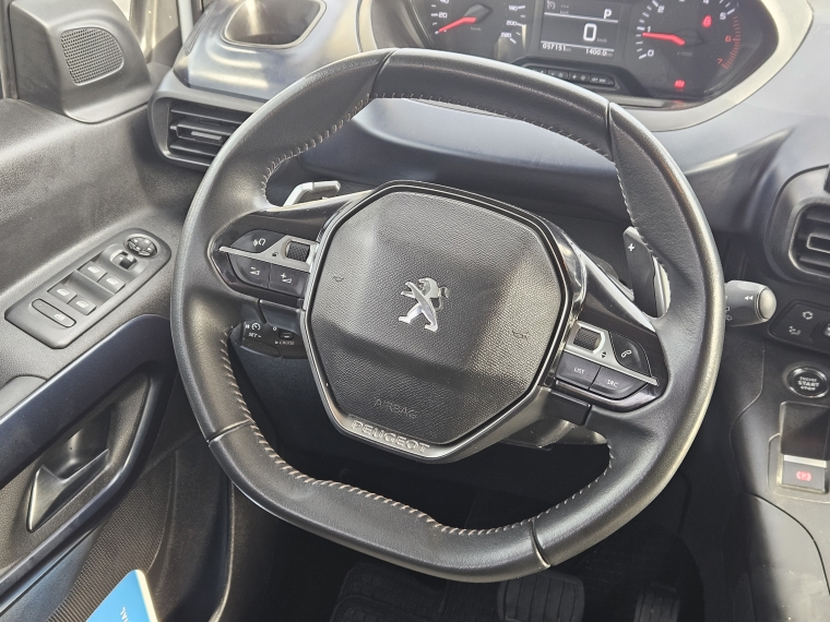 Peugeot Rifter Bluehdi 130 1.5 At 2023 Usado  Usado en Kovacs Usados