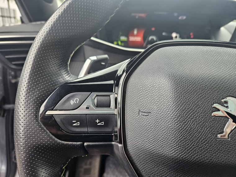 Peugeot 2008 Gt Bluehdi Eat8  Diesel 1.5 2023 Usado  Usado en Kovacs Usados