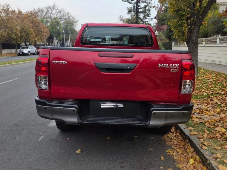 TOYOTA HILUX DX 4X2 2.4 - imagen 8