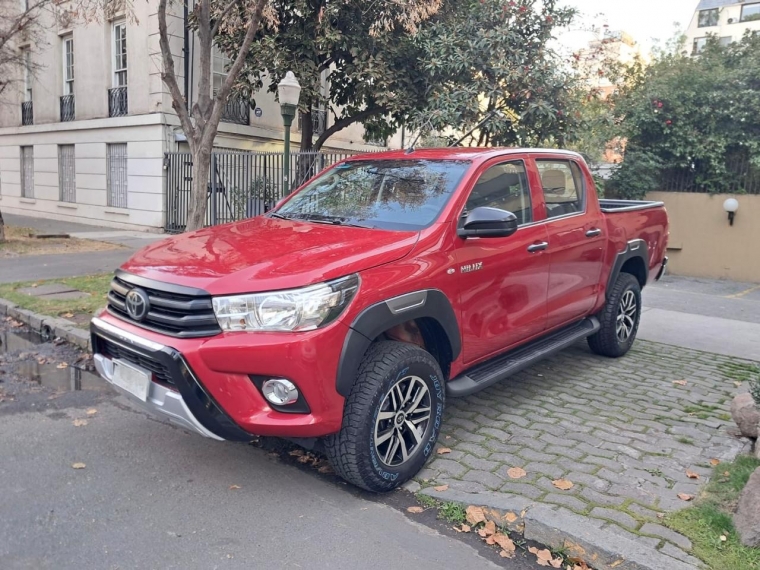 TOYOTA HILUX DX 4X2 2.4 - imagen 7