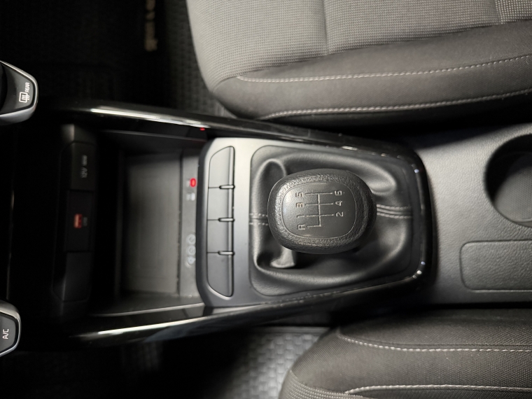 Kia Rio 4 Ex 1.4l 6mt Ci Full 2024  Usado en Grass & Arueste