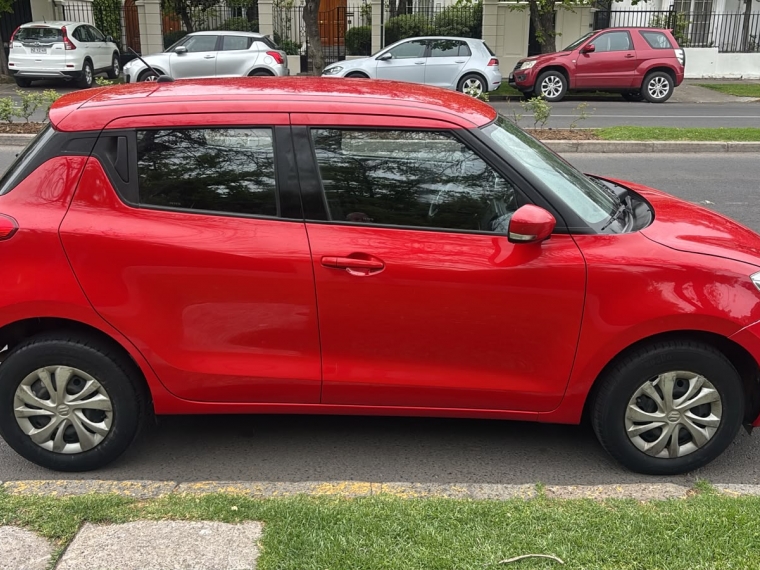Suzuki Swift 2Wd 1.2Cc — foto 7 de 11