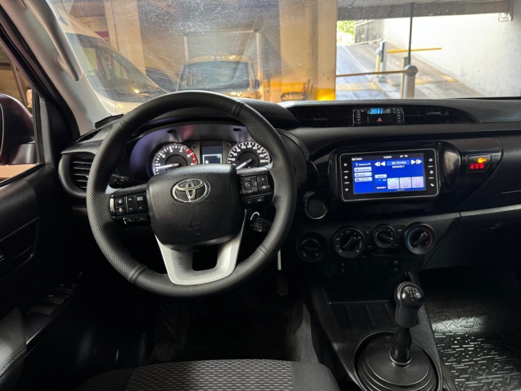 Toyota Hilux Dx 4x4 2.4 2023  Usado en GT Autos