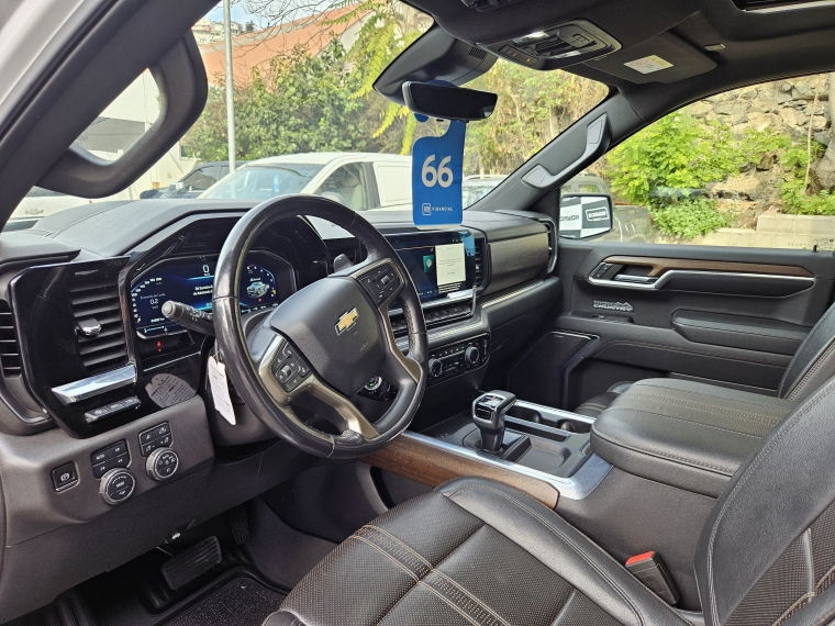 Chevrolet Silverado 3.0 Td High Country At 4x4 Diesel 2023 Usado  Usado en Kovacs Usados
