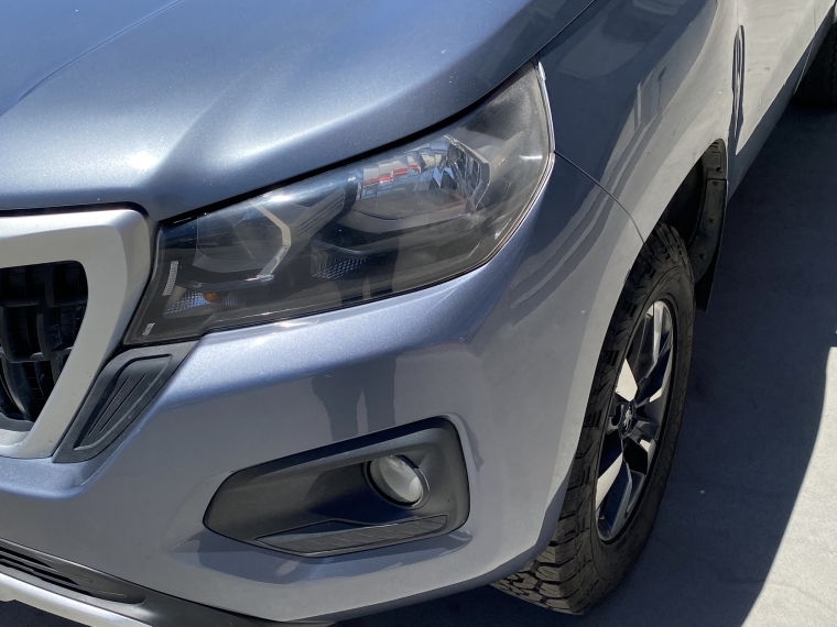 Peugeot Landtrek Landtrek Active Hdi 150 4x2 2023 Usado en Rosselot Usados