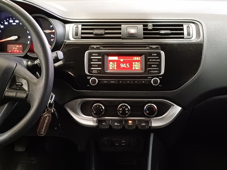 Kia Rio 5 Rio 5 Ex 1.4l 6mt Dab Abs - 1644 2016 Usado en Rosselot Usados