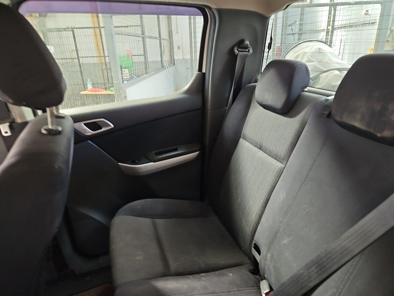 Mazda Bt-50 Bt 50 Dcab Sdx 4x4 3.2 Aut 2014 Usado en Usados de Primera - Sergio Escobar