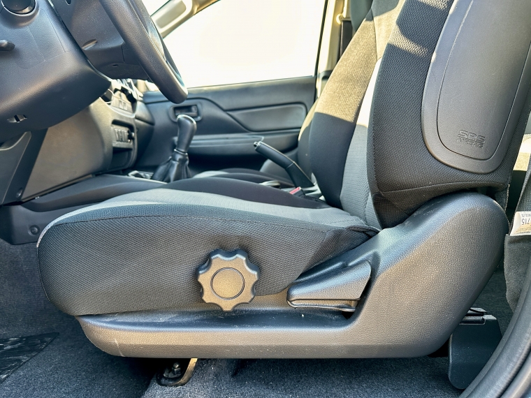 Mitsubishi L200 L200 Work 2.2 2024 Usado en Rosselot Usados