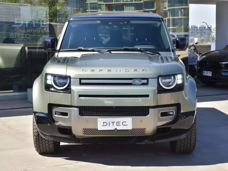 Land rover Defender 3.0 130 X-dynamic S Diesel 4x4 300hp At 5p 2024 Usado  Usado en Webautos.cl