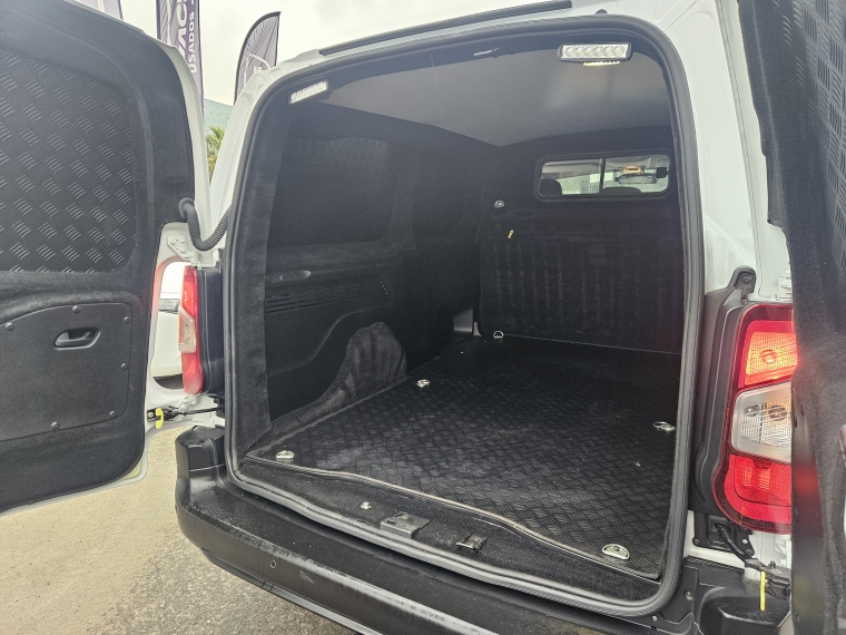 Peugeot Partner L2 1.5 Mt Hdi 2025 Usado  Usado en Kovacs Usados