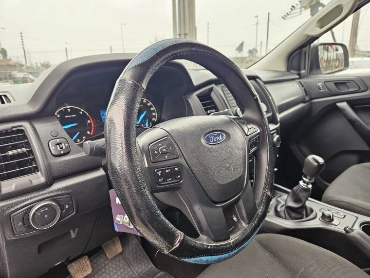 Ford Ranger 2.2 Dsl Xl Mt 4x4 Diesel 2023 Usado  Usado en Kovacs Usados