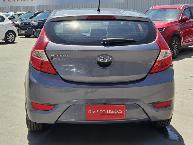 Hyundai Accent Accent Gl 1.4 2017 Usado en Rosselot Usados