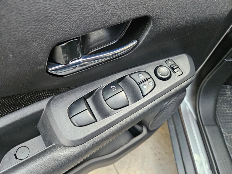 Nissan Kicks 1.6  Advance  Mt 2024 Usado  Usado en Kovacs Usados