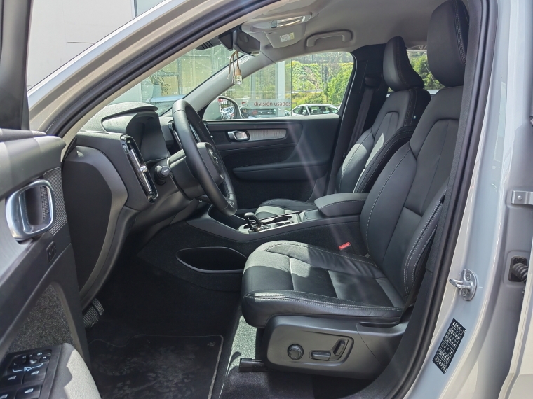 Volvo Xc40 Xc40 B4 Plus 2.0 Euro 6b 2024 Usado en Rosselot Usados