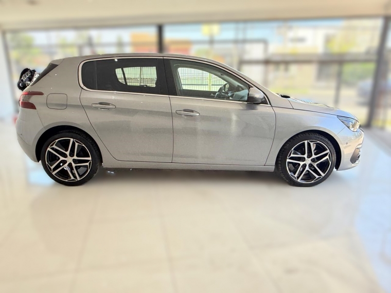 Peugeot 308 Feline Blue Hdi 1.6 2018 Usado en Automotriz Olea Flaño