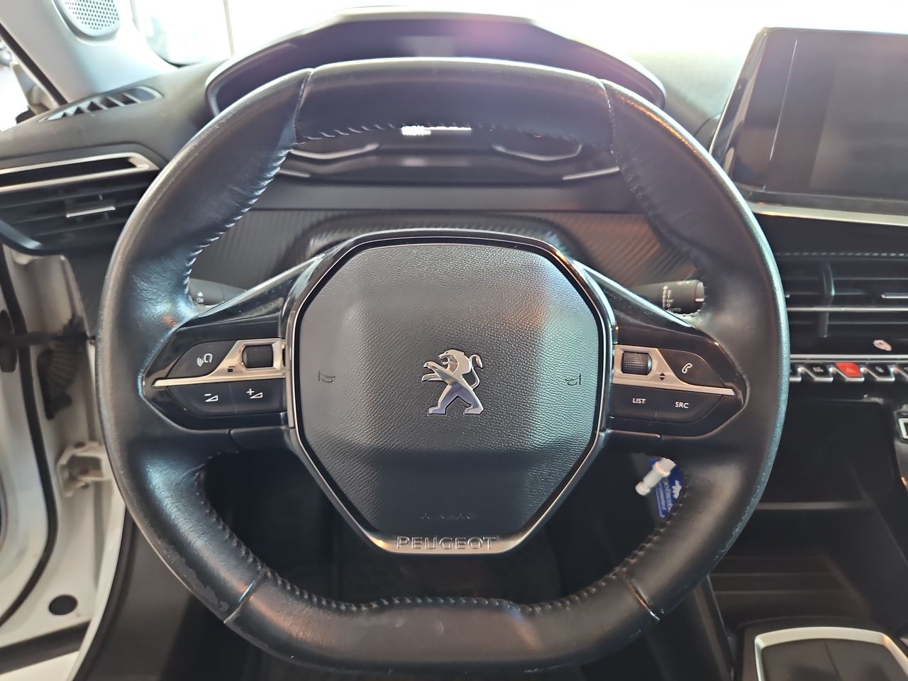 Peugeot 2008 2008 Active 1.2 2021 Usado en Usados de Primera - Sergio Escobar