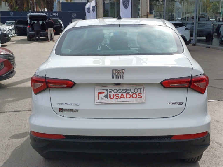 Fiat Cronos Cronos Drive 1.8 At 2022 Usado en Rosselot Usados