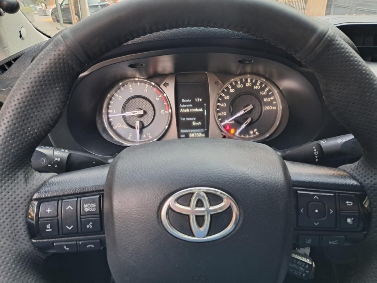 TOYOTA HILUX DX 4X2 2.4 - imagen 11