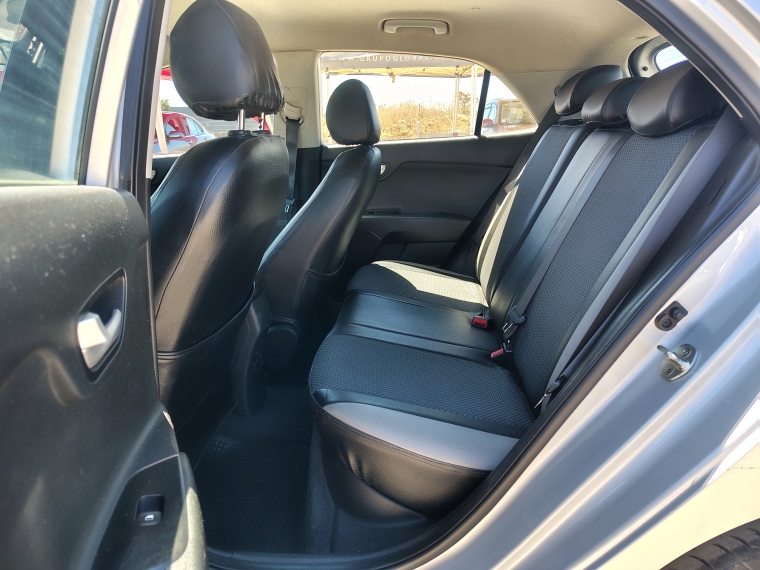 Kia Rio 5 Rio 5 Ex 1.4 2019 Usado en Rosselot Usados