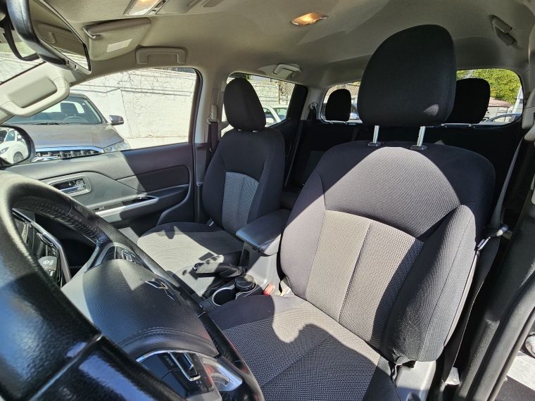Mitsubishi L200 L200 Dakar 4x4 2.2 2024 Usado en Rosselot Usados