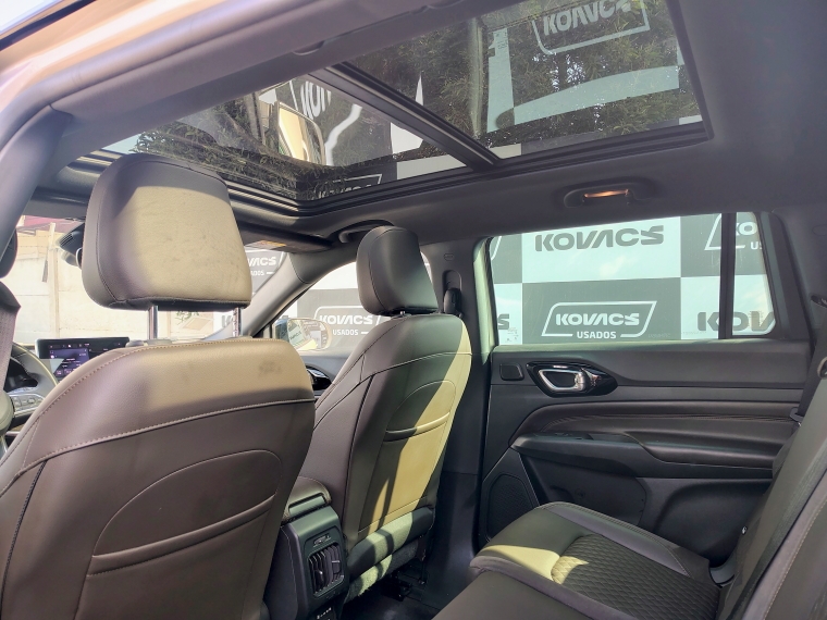 Jeep Commander Overland 4x4 2.0 Aut 2023 Usado  Usado en Kovacs Usados