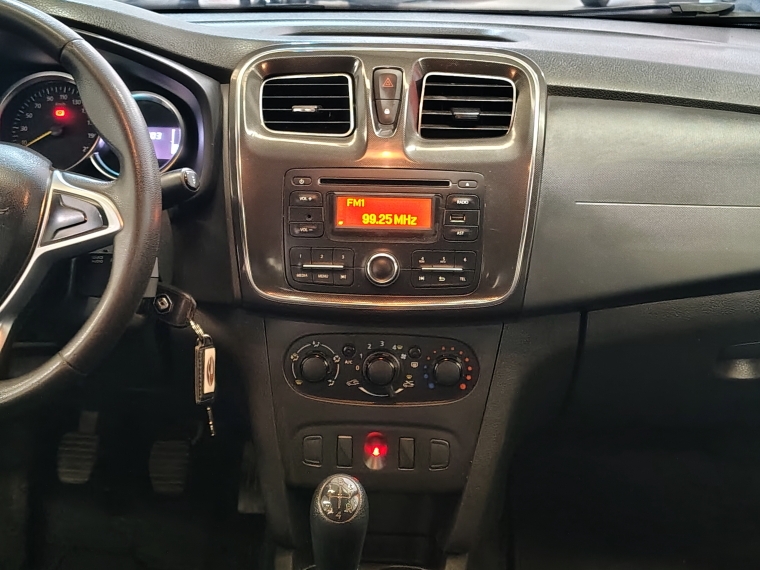 Renault Symbol Symbol Zen 1.6 2019 Usado en Rosselot Usados