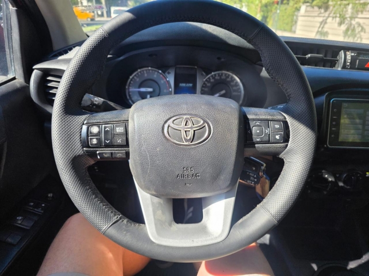 Toyota Hilux Dx 4x4 2.4 2022  Usado en Autos